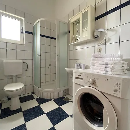 Nada Guest house
