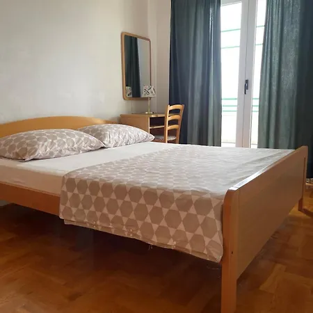 Guest house Nada
